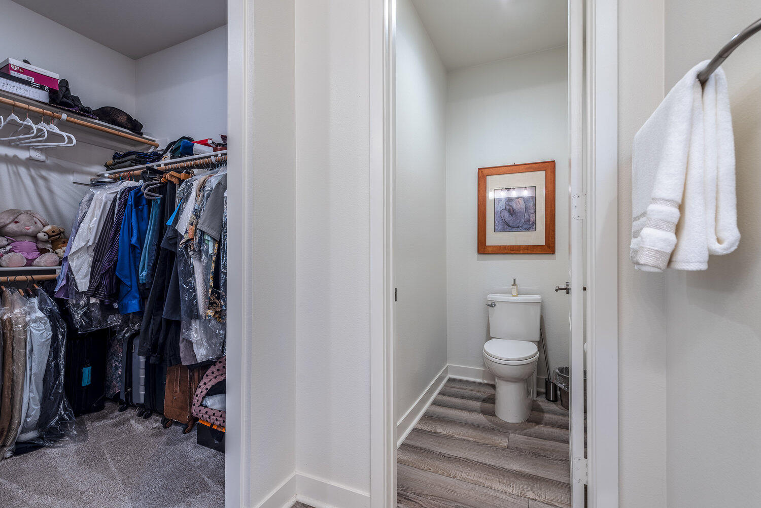 Indio, California 92201, United States, 3 Bedrooms Bedrooms, ,3 BathroomsBathrooms,Residential,Active,252616