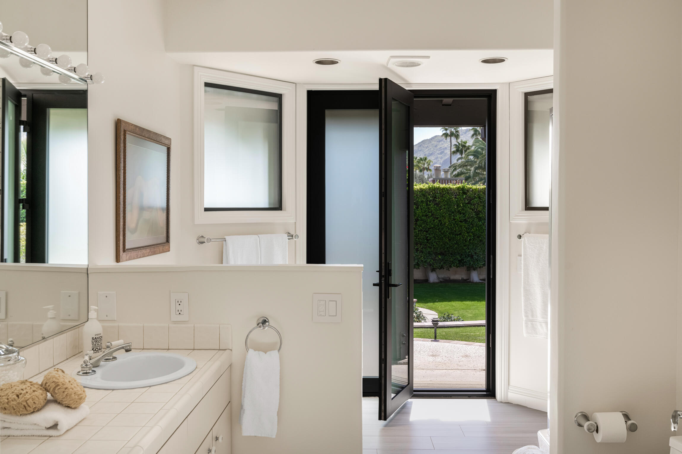 Palm Springs, California 92262, United States, 4 Bedrooms Bedrooms, ,4 BathroomsBathrooms,Residential,Active,23445