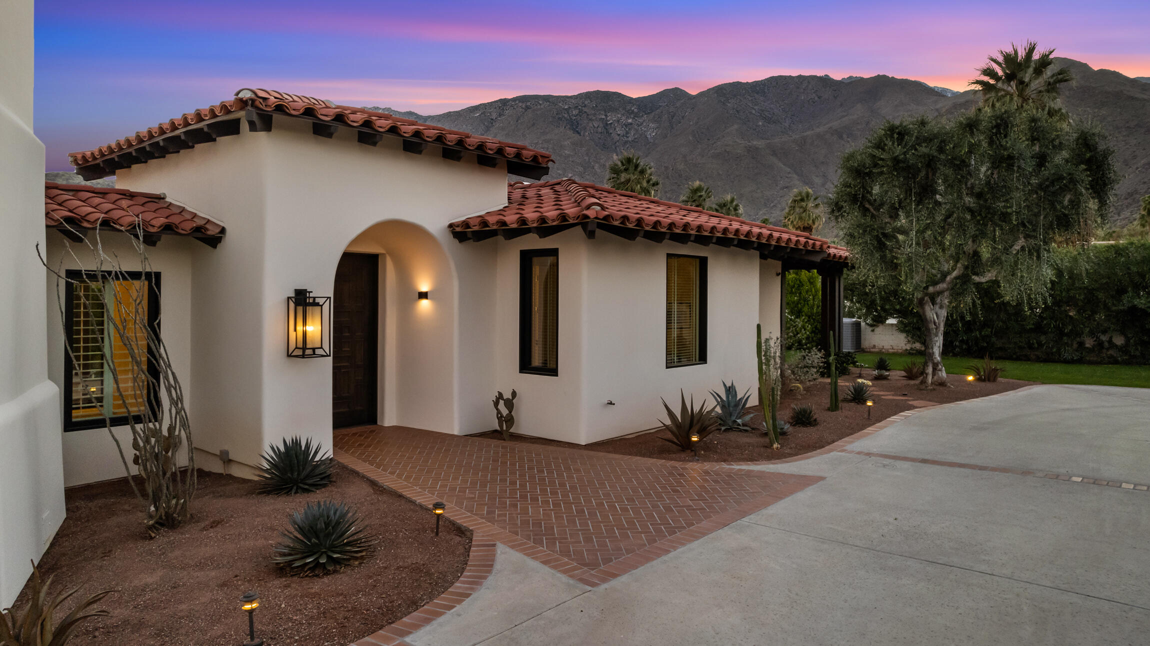 Palm Springs, California 92262, United States, 4 Bedrooms Bedrooms, ,4 BathroomsBathrooms,Residential,Active,23445