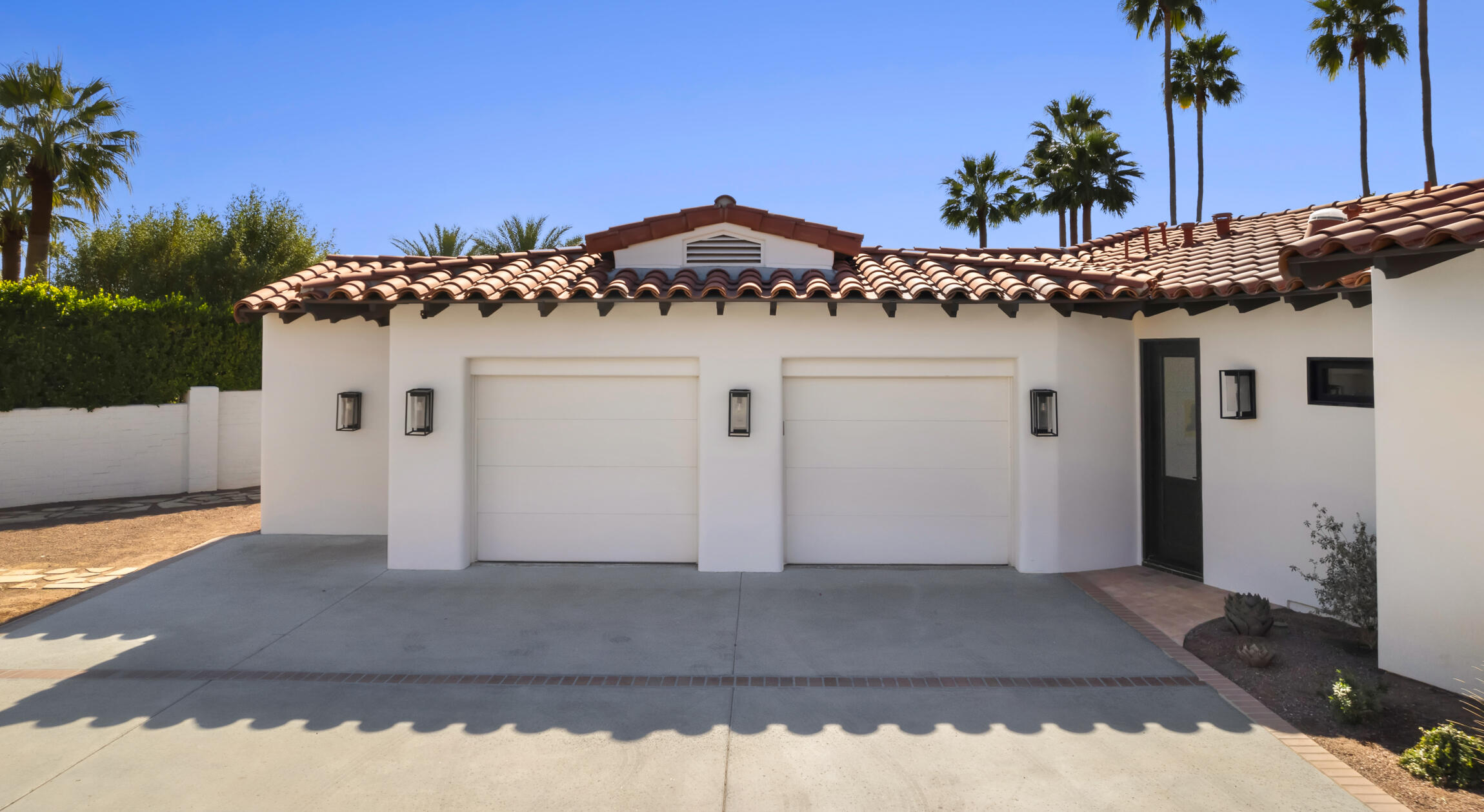 Palm Springs, California 92262, United States, 4 Bedrooms Bedrooms, ,4 BathroomsBathrooms,Residential,Active,23445