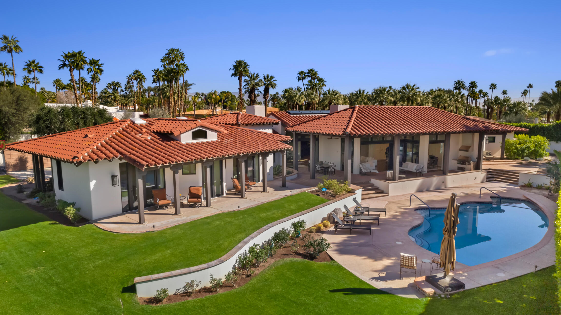 Palm Springs, California 92262, United States, 4 Bedrooms Bedrooms, ,4 BathroomsBathrooms,Residential,Active,23445