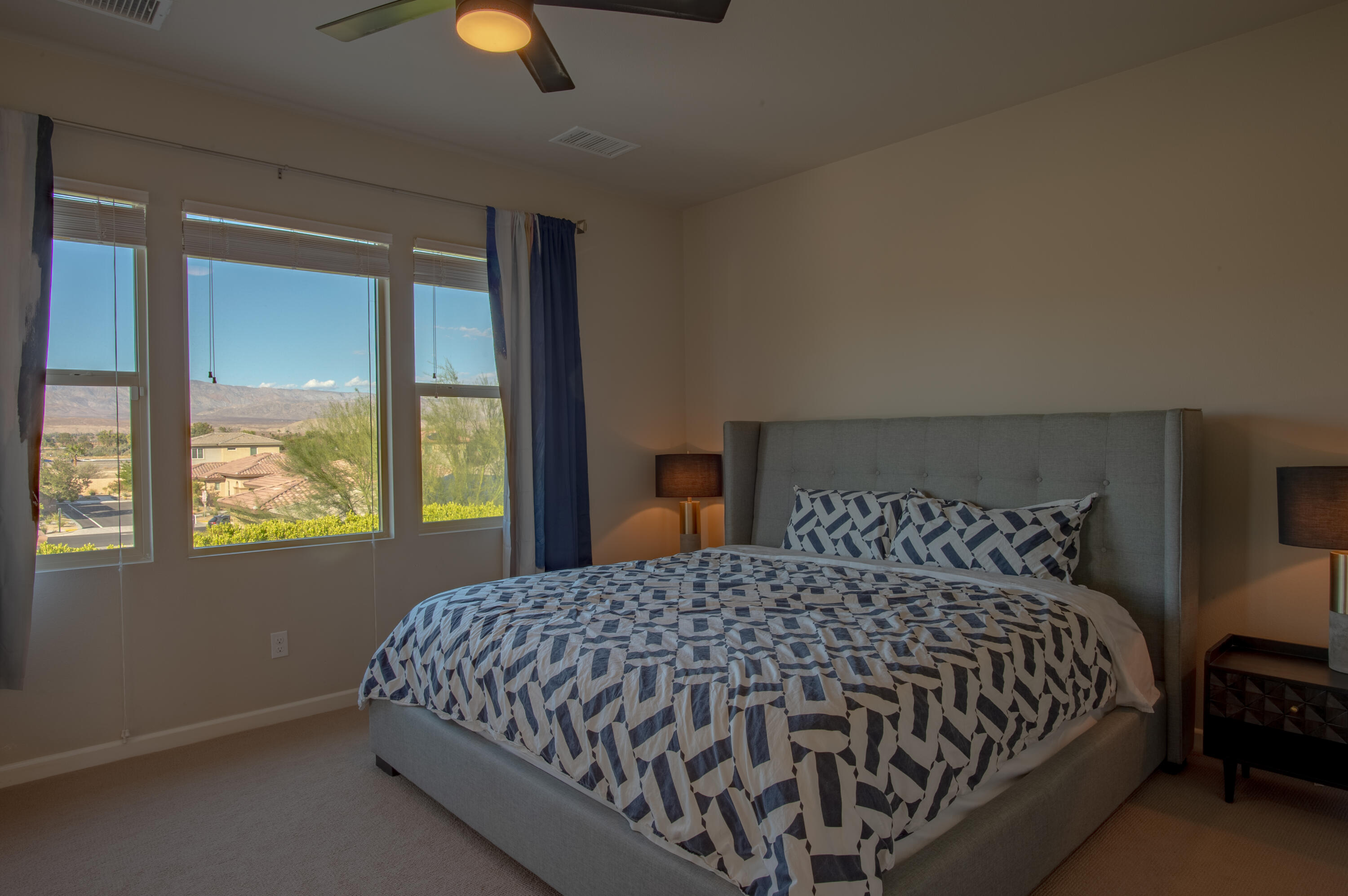 Palm Desert, California 92211, United States, 4 Bedrooms Bedrooms, ,3 BathroomsBathrooms,Residential,Active,241409