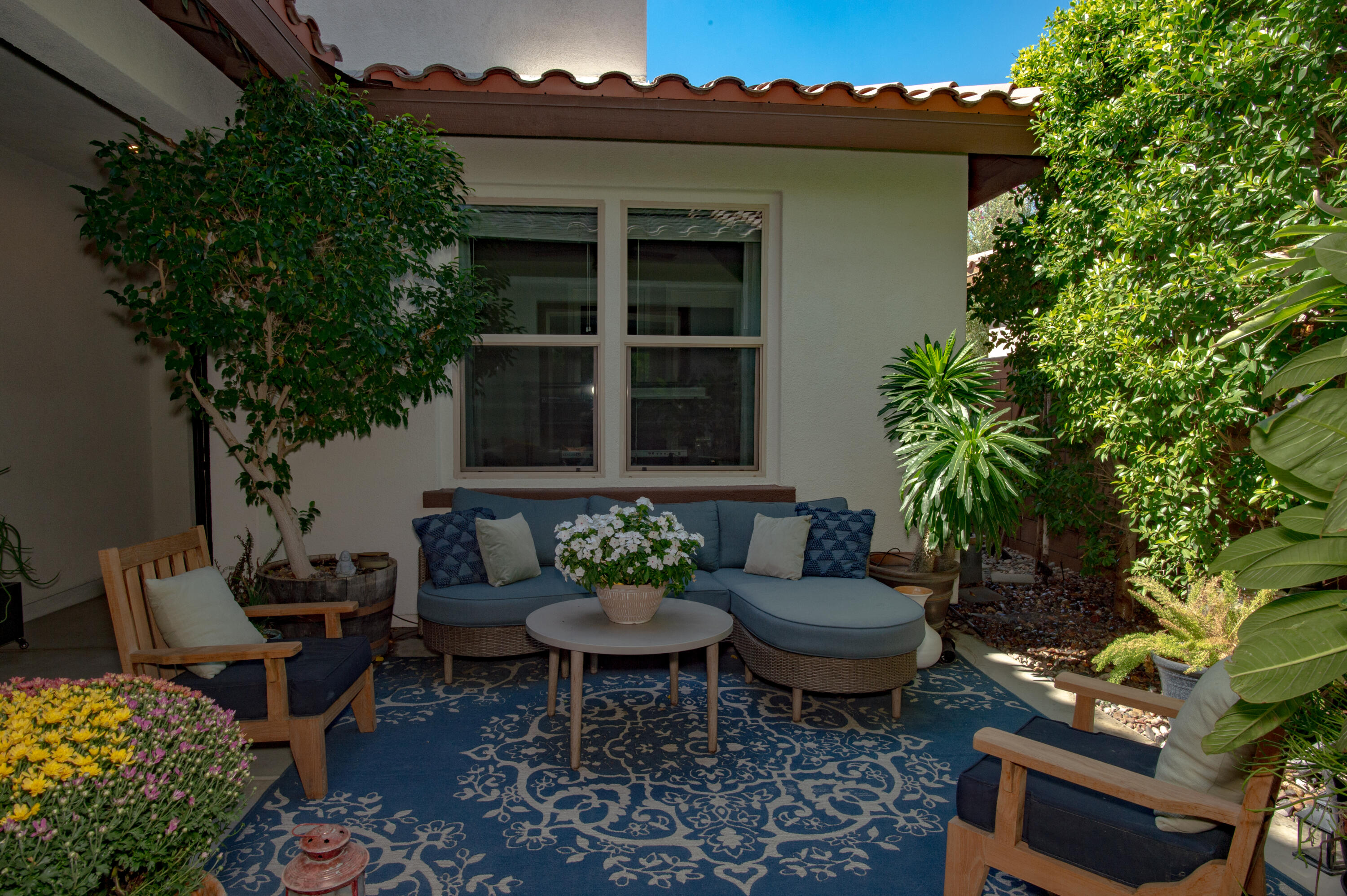 Palm Desert, California 92211, United States, 4 Bedrooms Bedrooms, ,3 BathroomsBathrooms,Residential,Active,241409