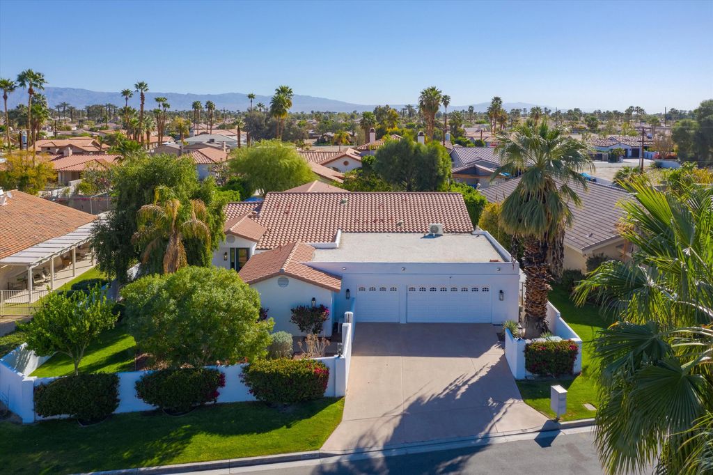 Photo of 50700 Calle Paloma, La Quinta, CA 92253 (MLS # 219146717)