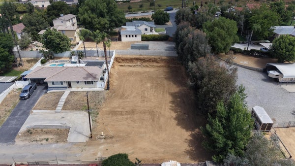 31812 HUTTO LN, YUCAIPA, CA 92399 - Image aa6ee956612ad91b56501c0043ffae7b/1624256853