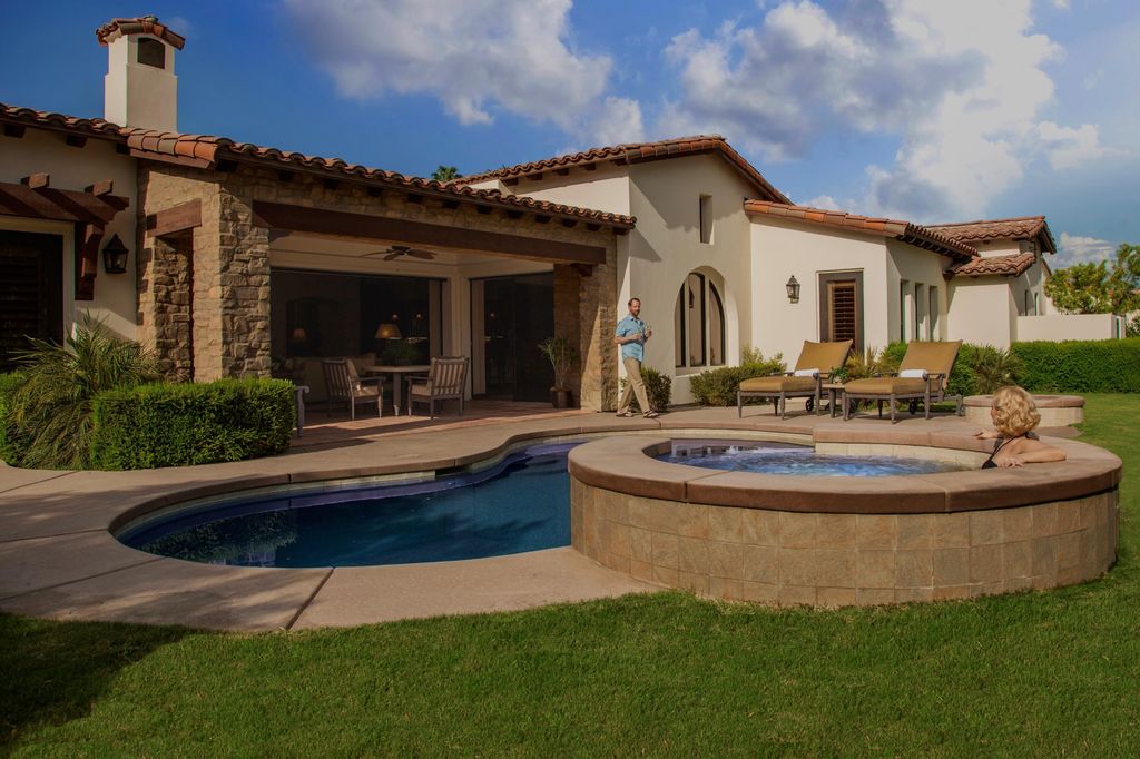 Photo of 80-085 N Residence Club Drive #09-01, La Quinta, CA 92253 (MLS # 219145083)