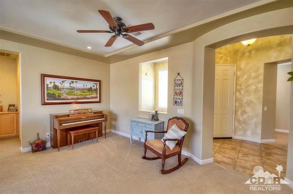 listing image 10999082441522900604