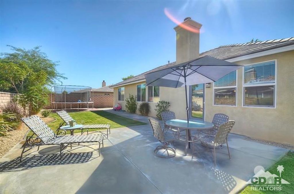 listing image 10991498483484177749