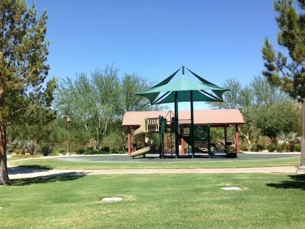 listing image 10996863372372806068