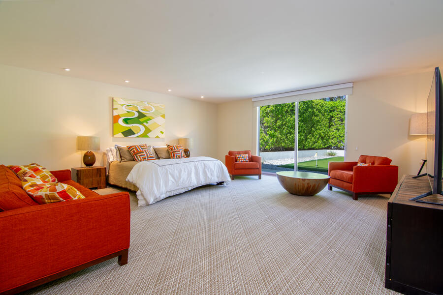 Palm Springs, California 92262, United States, 4 Bedrooms Bedrooms, ,4 BathroomsBathrooms,Residential,Pending,38088