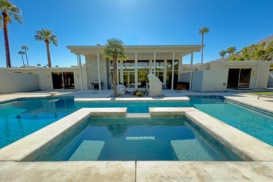 Palm Springs, California 92262, United States, 4 Bedrooms Bedrooms, ,4 BathroomsBathrooms,Residential,Pending,38088