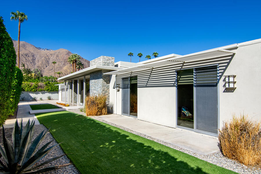 Palm Springs, California 92262, United States, 4 Bedrooms Bedrooms, ,4 BathroomsBathrooms,Residential,Pending,38088