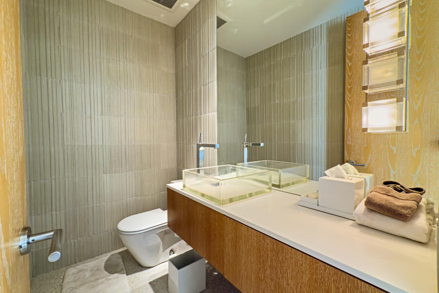 Palm Springs, California 92262, United States, 4 Bedrooms Bedrooms, ,4 BathroomsBathrooms,Residential,Pending,38088