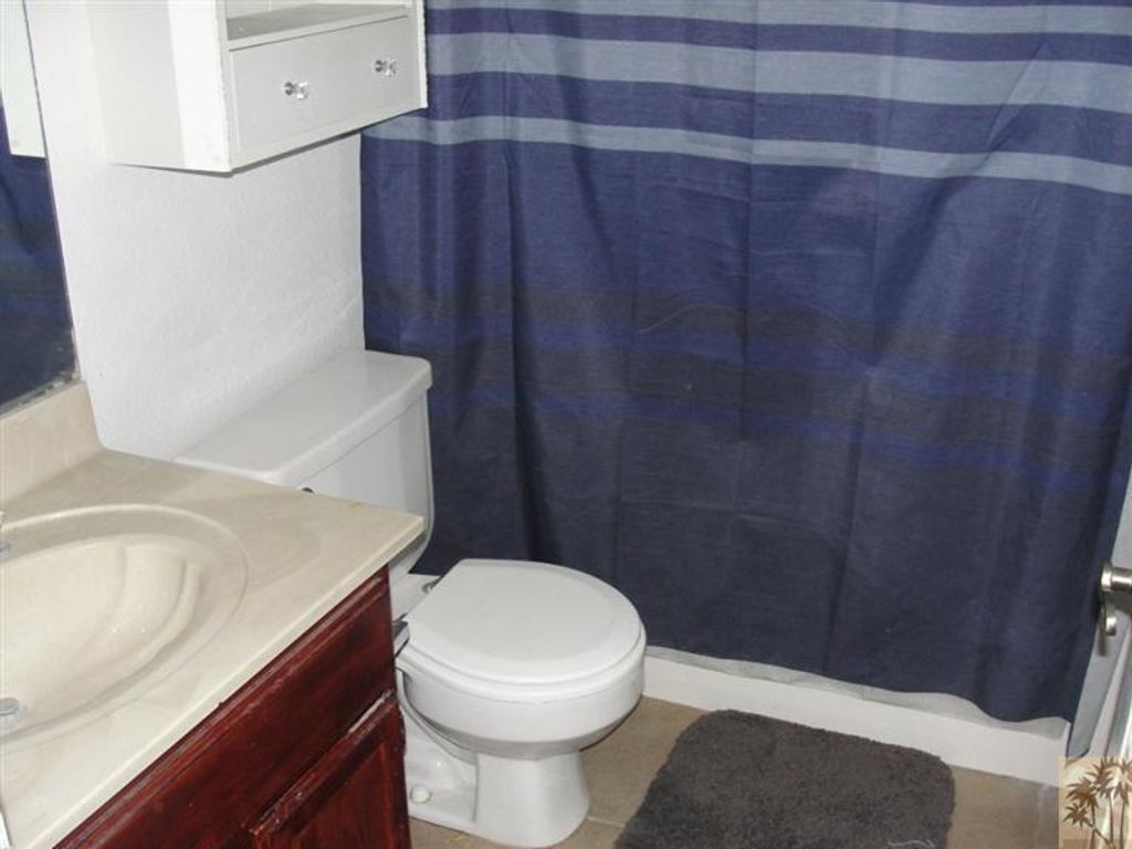 listing image 10992784932200346158