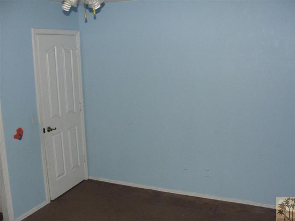 listing image 10994599588491780271