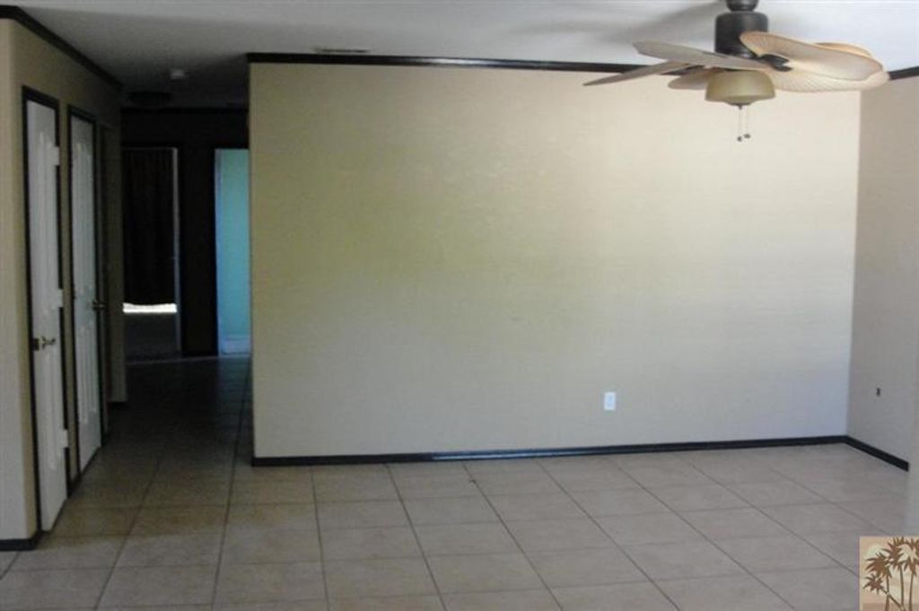 listing image 10998208133078025290