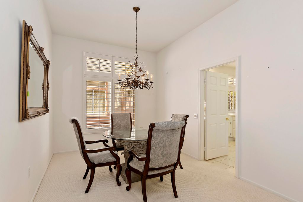 listing image 10994343539503622044