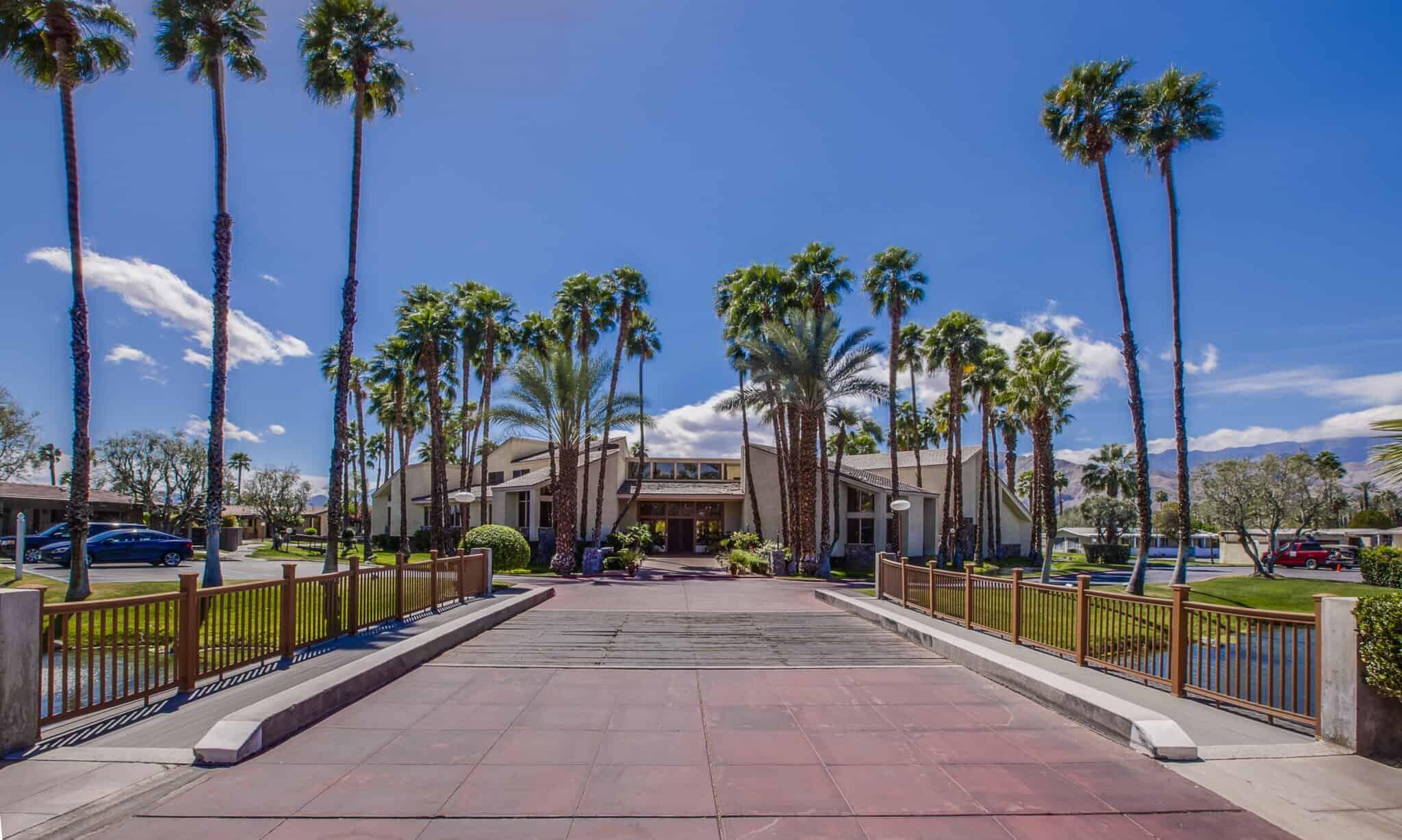 Rancho Mirage, California 92270, United States, 2 Bedrooms Bedrooms, ,2 BathroomsBathrooms,Residential,Pending,37943