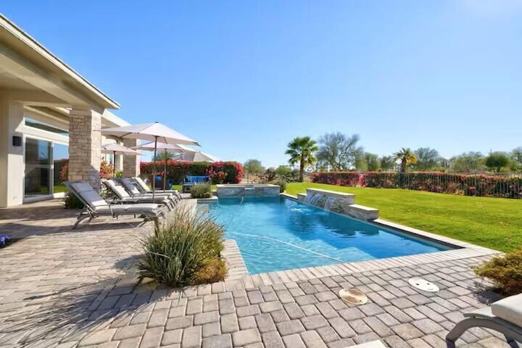 Photo of 81725 Tiburon Drive, La Quinta, CA 92253 (MLS # 219145498)