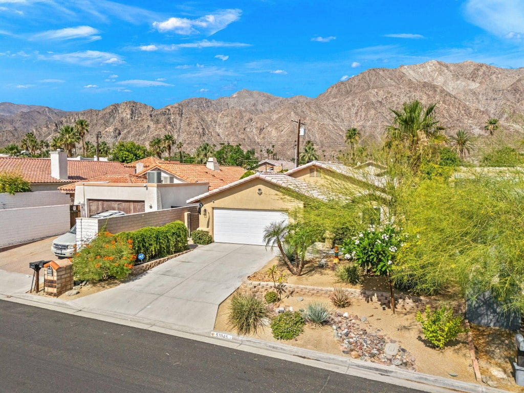 Photo of 53045 Avenida Alvarado, La Quinta, CA 92253 (MLS # 219154415)