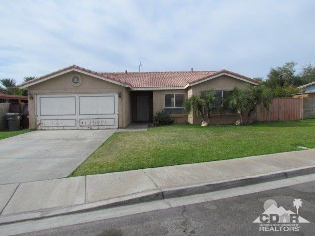 listing image 10999564276579040511
