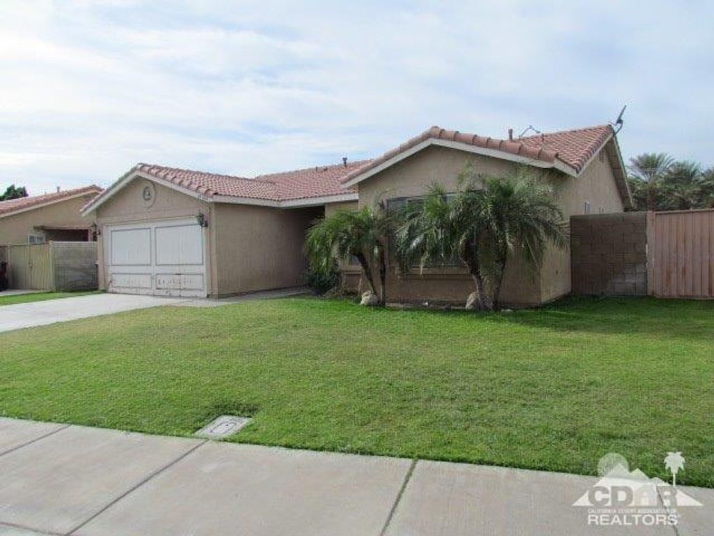 listing image 10992369273355105379