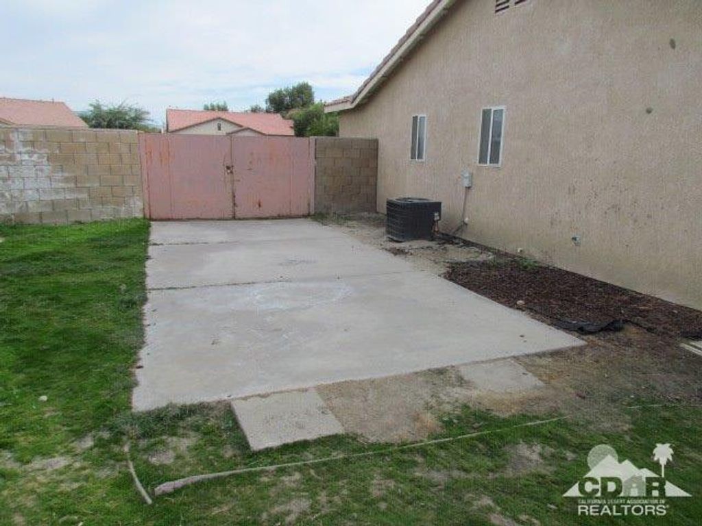 listing image 10995235193931093443