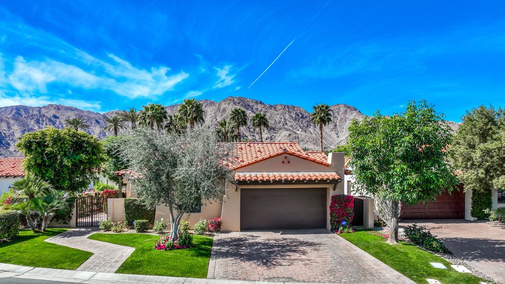 Photo of 50115 Valencia Court, La Quinta, CA 92253 (MLS # 219139796)