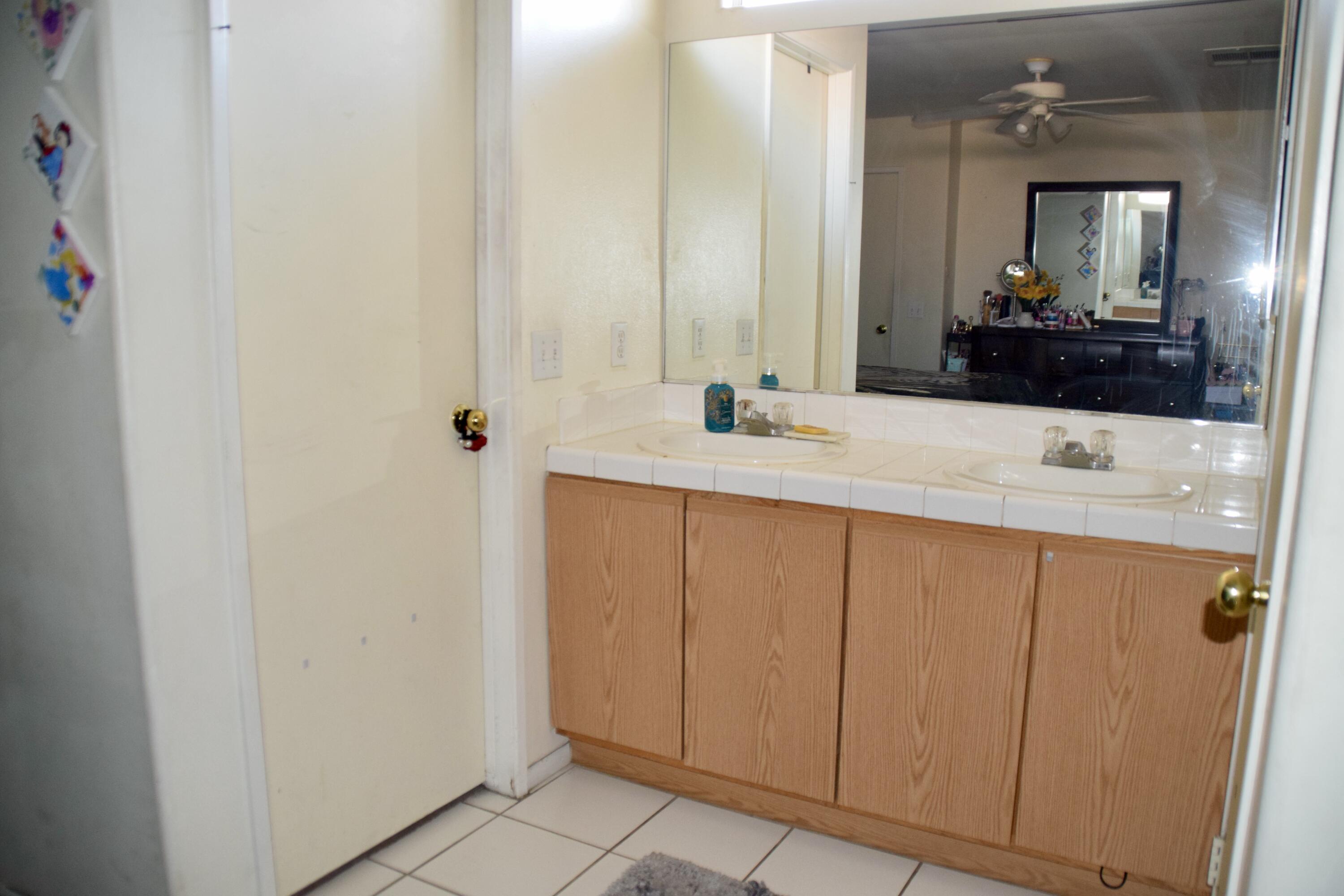 La Quinta, California 92253, United States, 3 Bedrooms Bedrooms, ,2 BathroomsBathrooms,Residential,Pending,125359