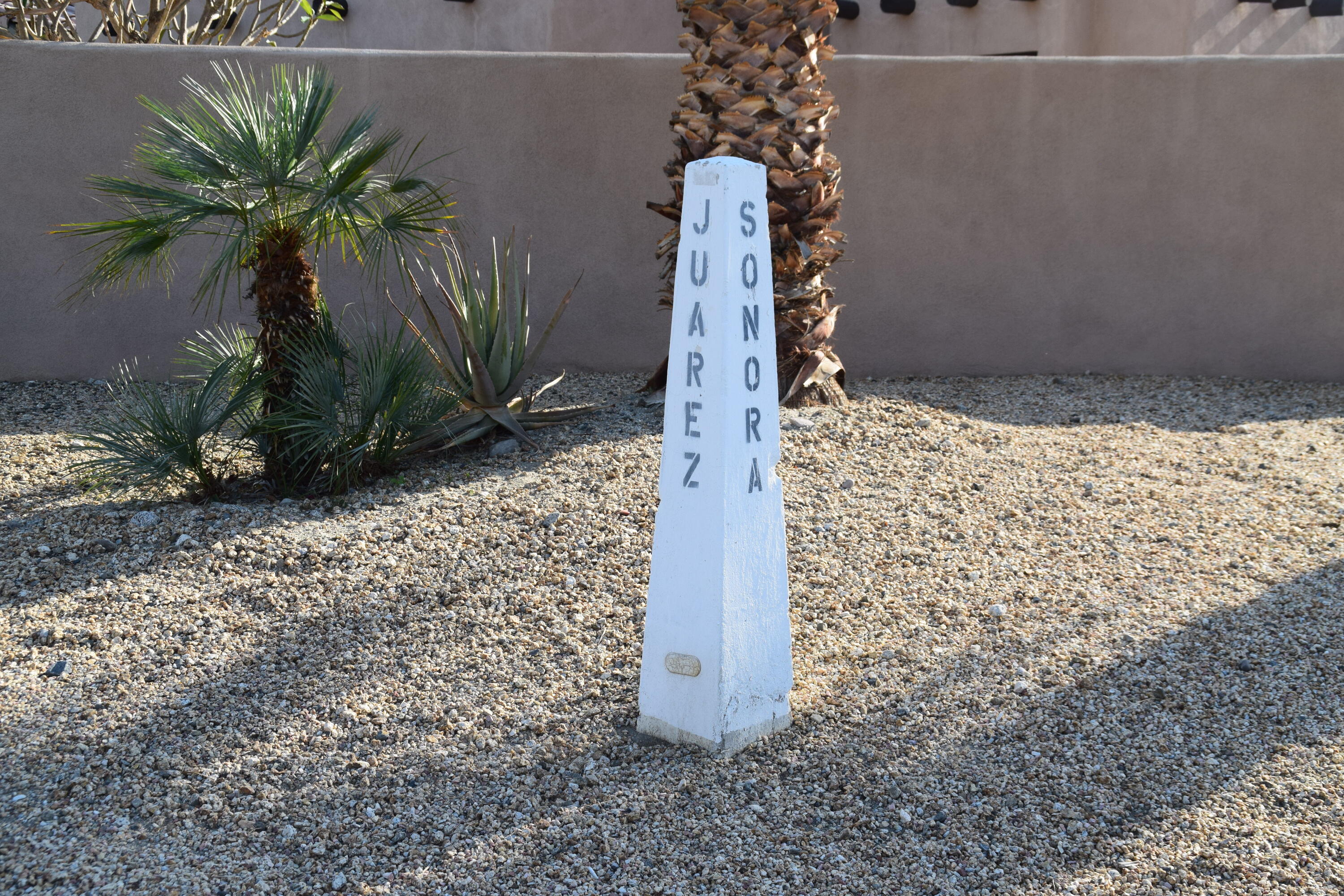 La Quinta, California 92253, United States, 3 Bedrooms Bedrooms, ,2 BathroomsBathrooms,Residential,Pending,125359