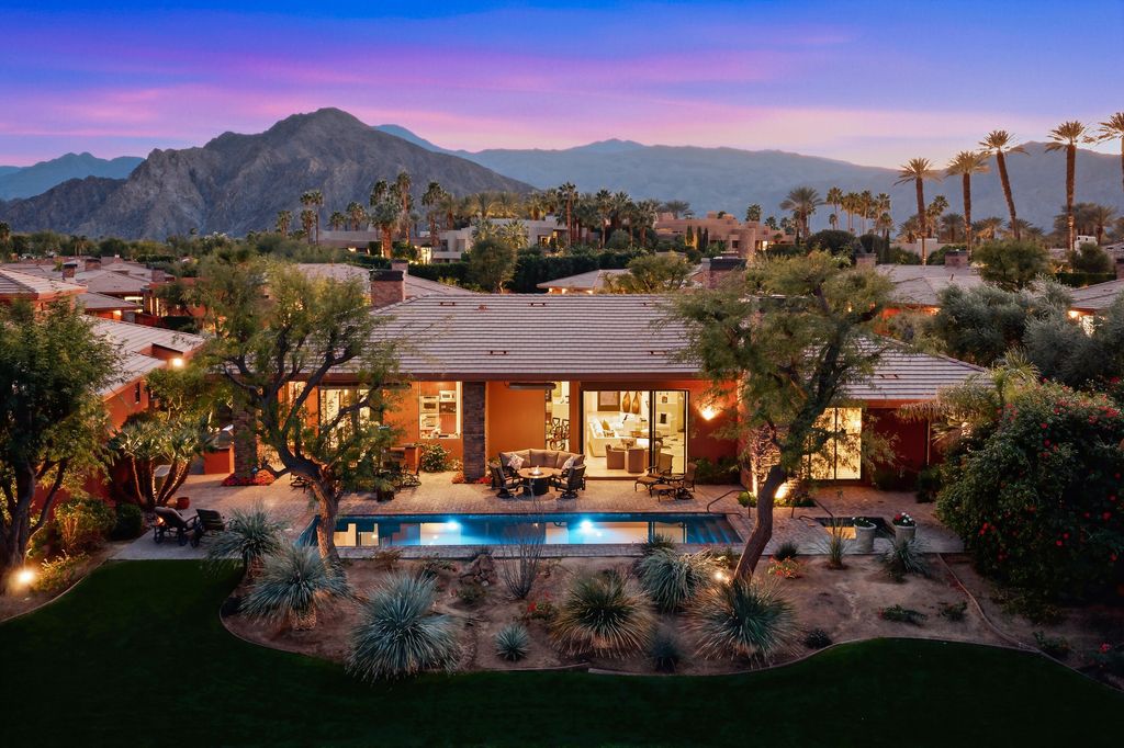 Photo of 79610 Via Sin Cuidado, La Quinta, CA 92253 (MLS # 219141263)