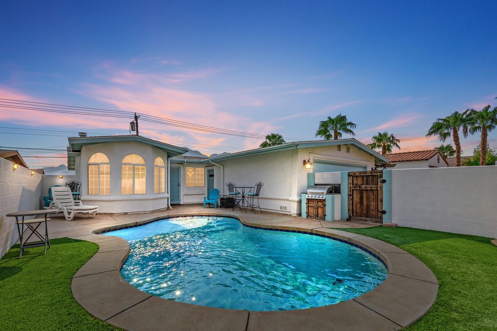 Photo of 52790 Avenida Obregon, La Quinta, CA 92253 (MLS # 219134070)