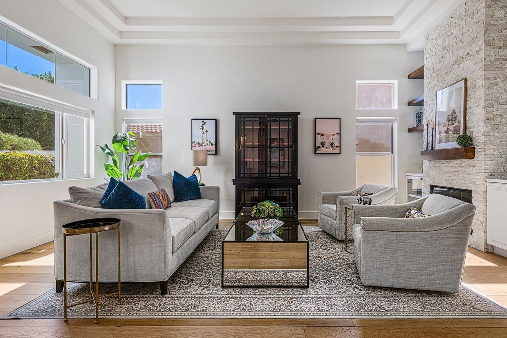 Photo of 50325 Grand Traverse Avenue, La Quinta, CA 92253 (MLS # 219142662)