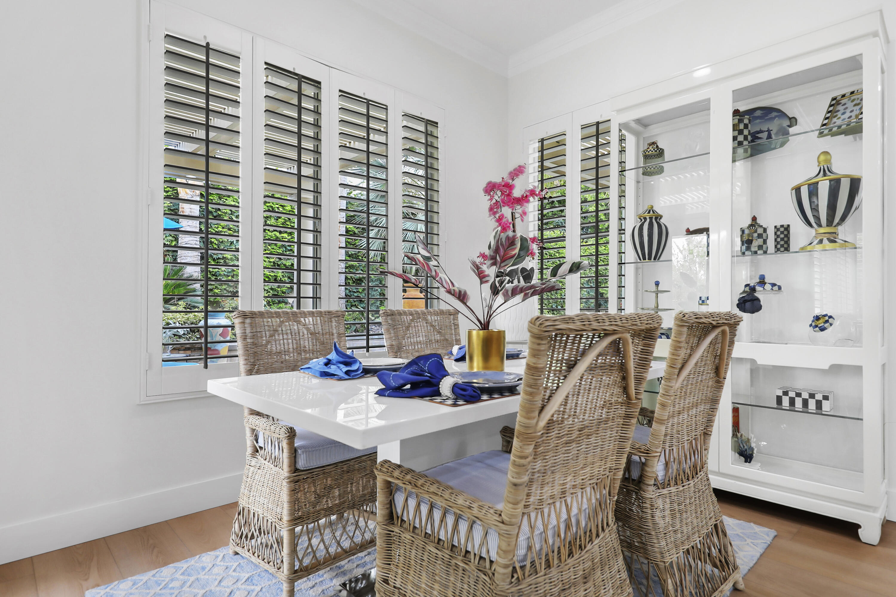 Indian Wells, California 92210, United States, 4 Bedrooms Bedrooms, ,3 BathroomsBathrooms,Residential,Pending,197417