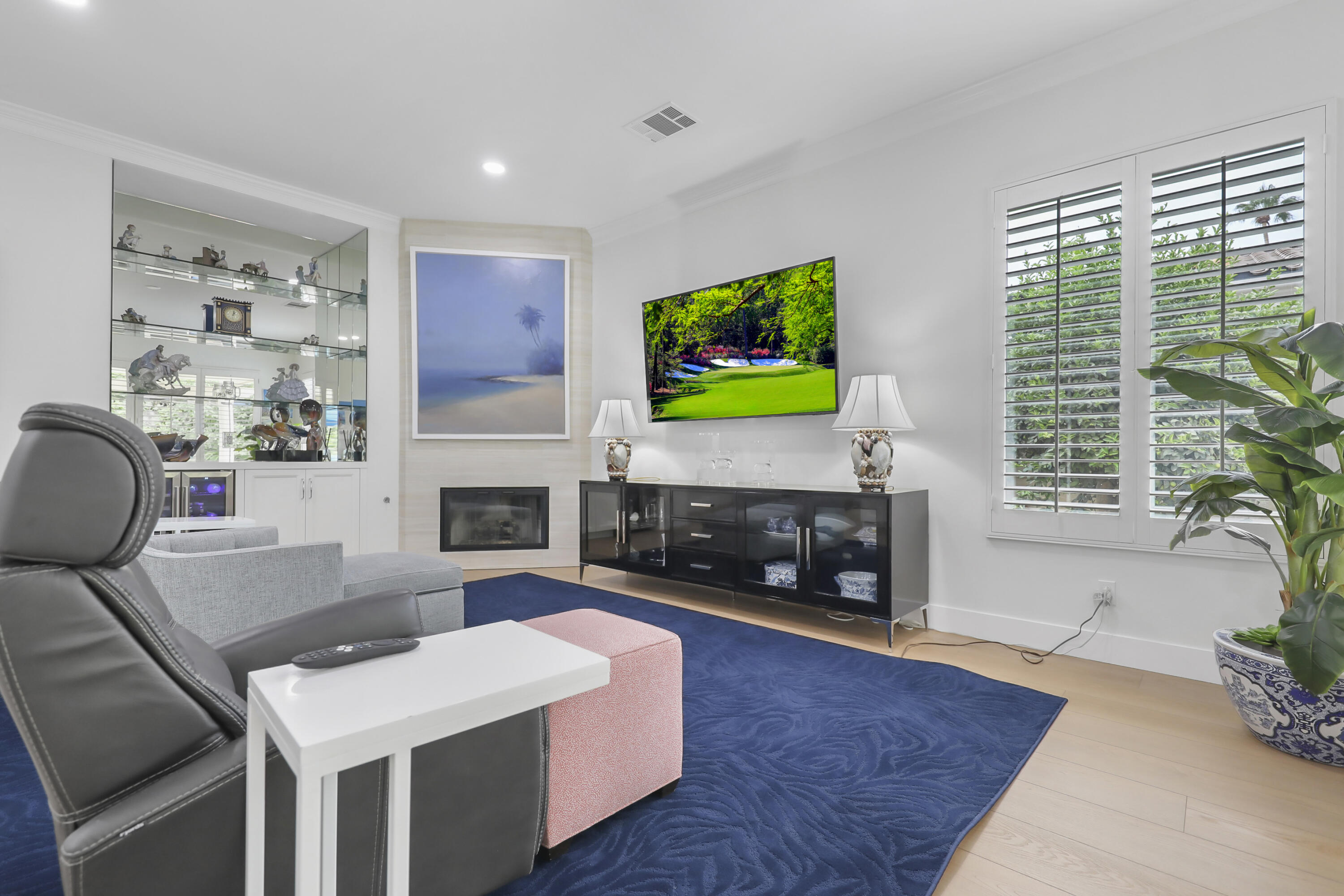 Indian Wells, California 92210, United States, 4 Bedrooms Bedrooms, ,3 BathroomsBathrooms,Residential,Pending,197417