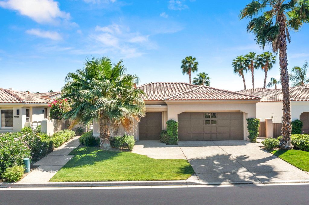Photo of 79725 Cetrino, La Quinta, CA 92253 (MLS # 219145239)