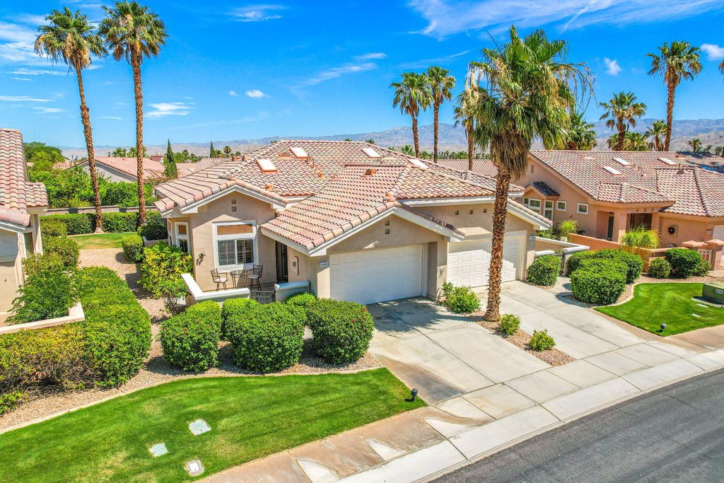 listing image 10993171833104341137