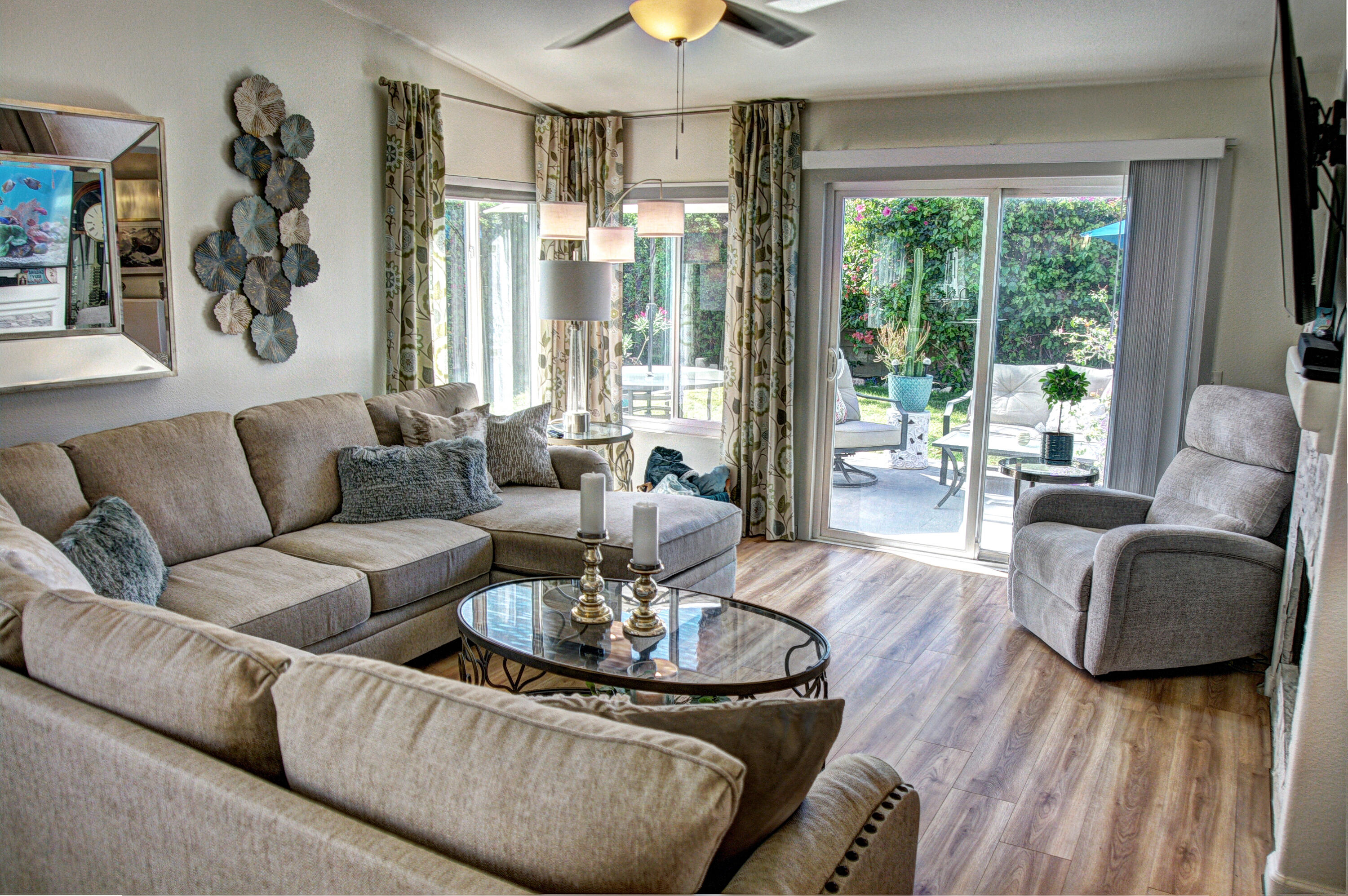 Indio, California 92201, United States, 4 Bedrooms Bedrooms, ,3 BathroomsBathrooms,Residential,Active,561