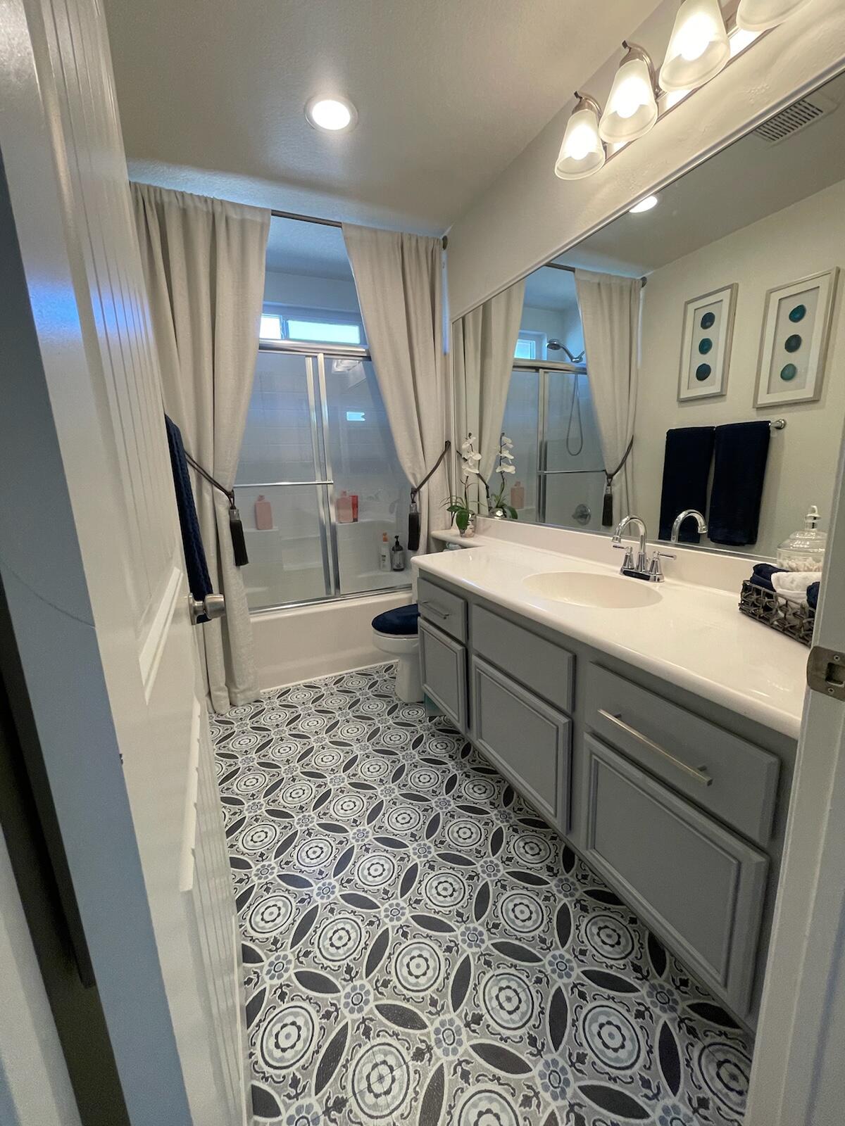 Indio, California 92201, United States, 4 Bedrooms Bedrooms, ,3 BathroomsBathrooms,Residential,Active,561