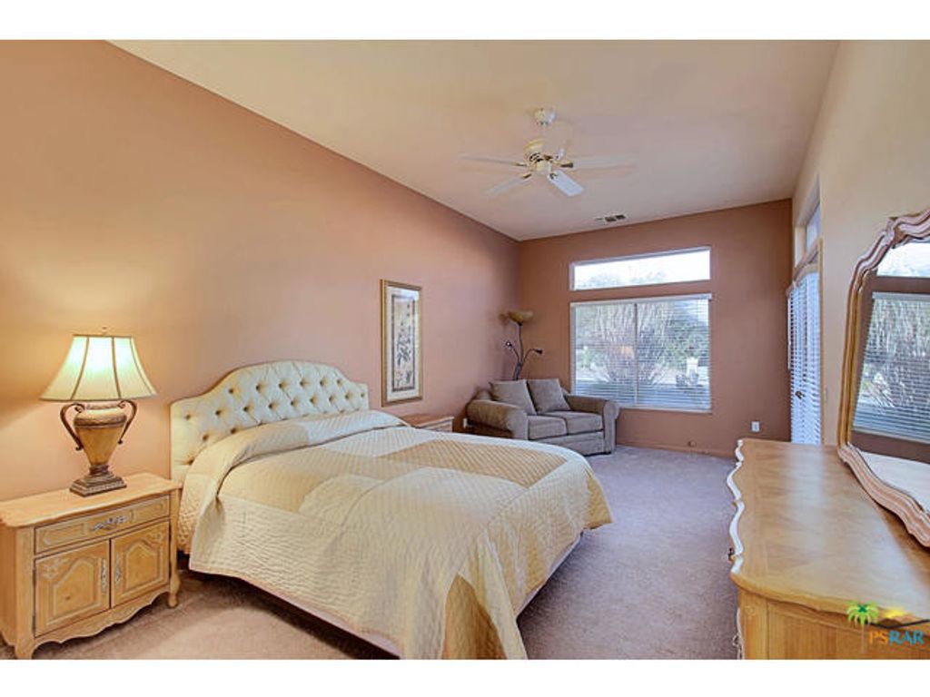 listing image 10995719939447576372