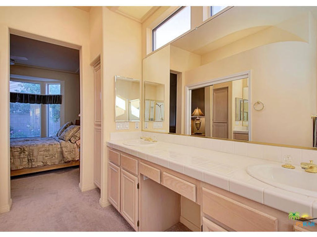 listing image 10991678774249012454