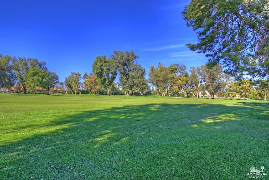 listing image 10997328154188539669