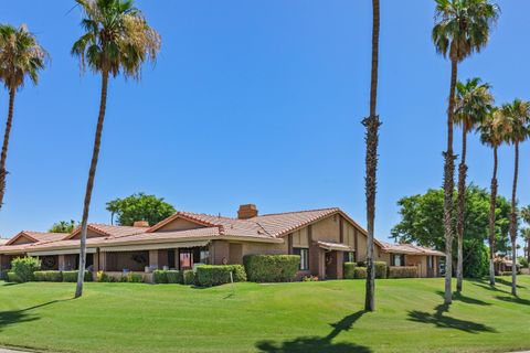 Condominium in Palm Desert CA 46 Joya Drive.jpg