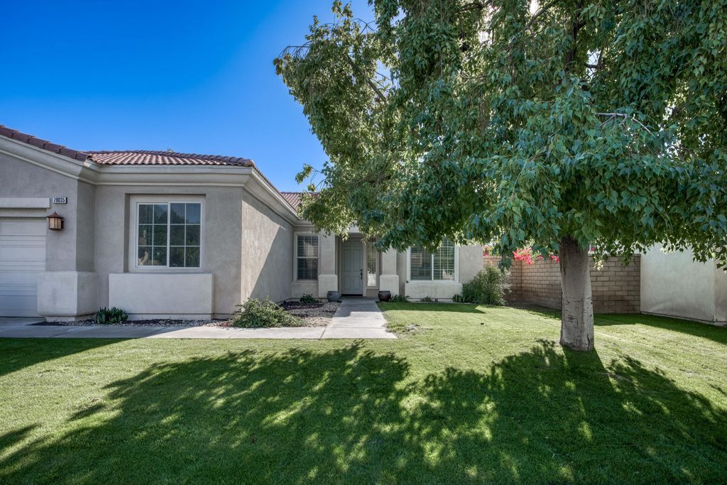 Photo of 79835 Parkway Esplanade N, La Quinta, CA 92253 (MLS # 219139591)