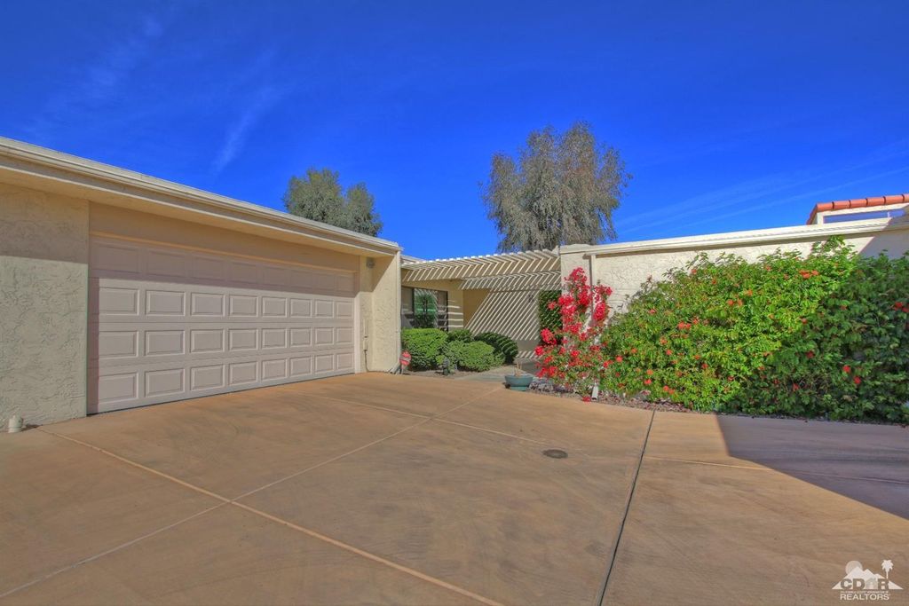 listing image 10990322520246262001