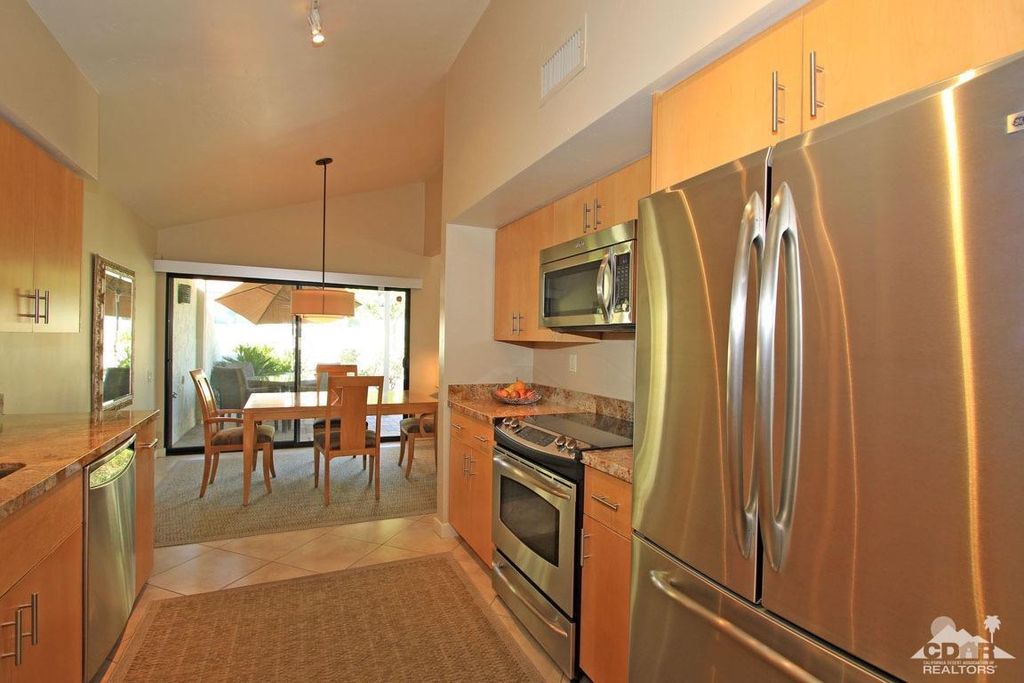 listing image 10999147283778857315