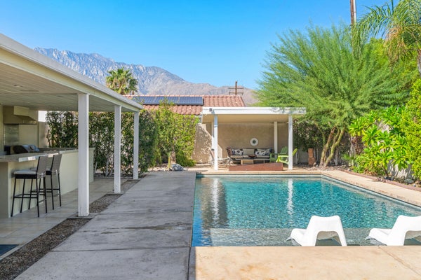 2888 E VENETIA RD, PALM SPRINGS, CA 92262 - Image bf0652bcbc4adfe5b208d2e14b1a6b9b/628895805