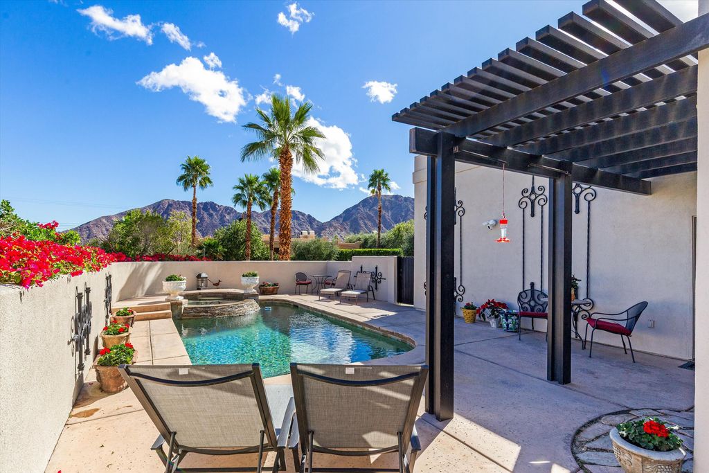 Photo of 53525 Avenida Juarez, La Quinta, CA 92253 (MLS # 219143528)