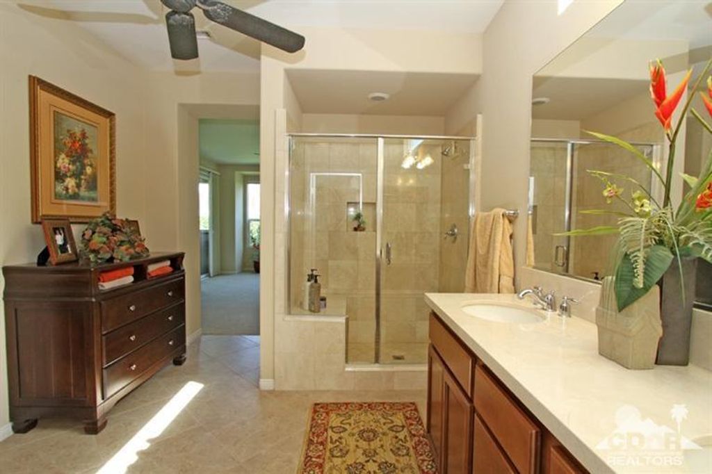 listing image 10999081921207057652