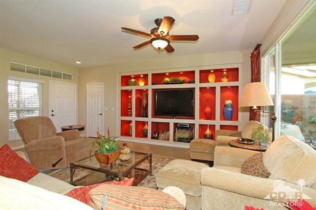 listing image 10995855678109153804